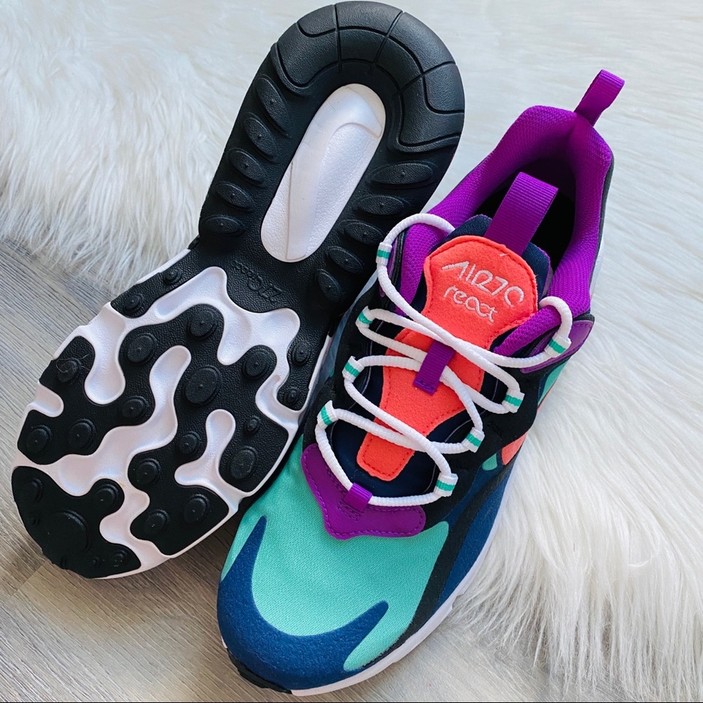 NWT Nike Air Max 270 React Women’s Shoes - Picture 3 of 8